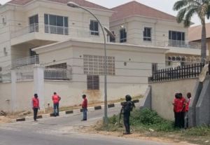 EFCC Takes Over Malami’s House In Maitama FCT